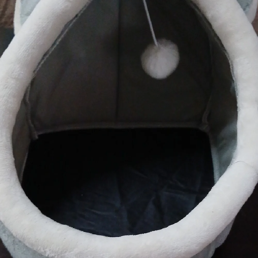 Cozy Gray and White Cat Dome Bed with Plush Trim